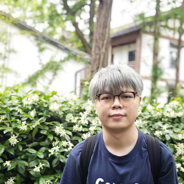 Zhijiang Tang (唐治江)